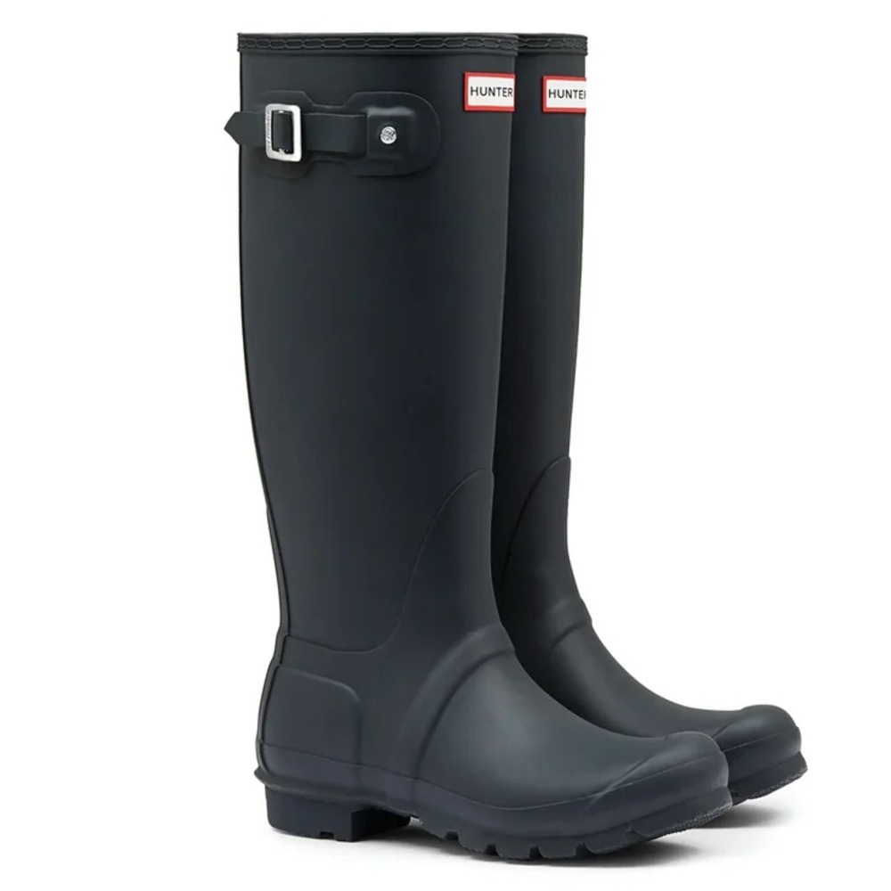 WOMEN’S TALL NAVY HUNTER BOOTS